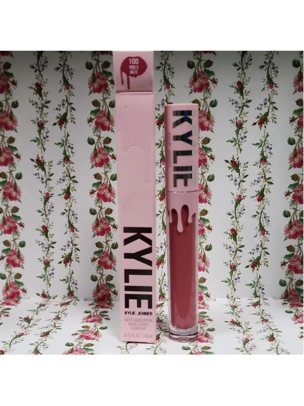 Kylie Lipstick 100 Pink & Matte #lipgloss #kylie